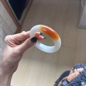 천연옥팔찌 악세사리 이미지