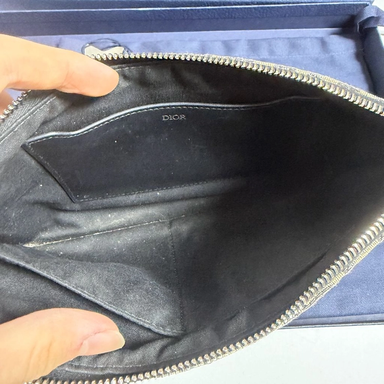 디올 오블리크 A5 클러치 이미지