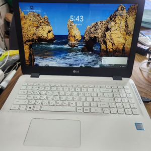 엘지 울트라 노트북 (15u480) i5. 8세대 이미지
