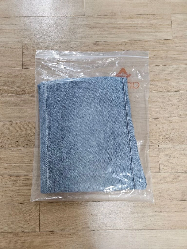 안다르 에어데님 세미 와이드 청바지 (숏) 라이트블루 27 이미지