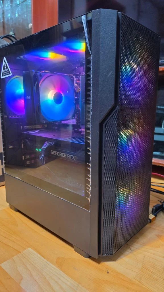 라이젠 7500f rtx3070ti 컴퓨터 본체 - 안심되는 중고거래