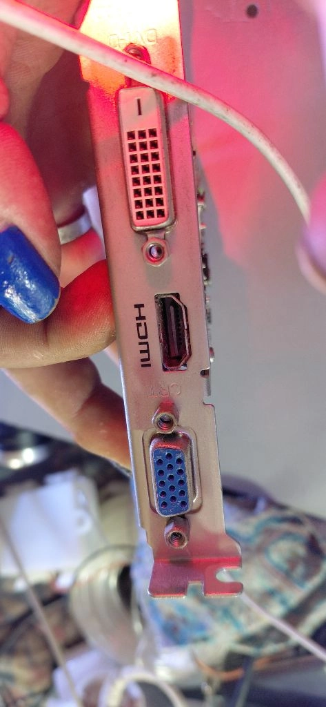 GT 730 ddr3 메모리 2g 그래픽카드 이미지