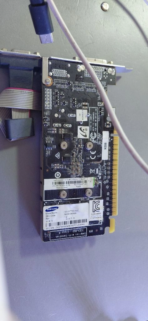 GT 730 ddr3 메모리 2g 그래픽카드 이미지