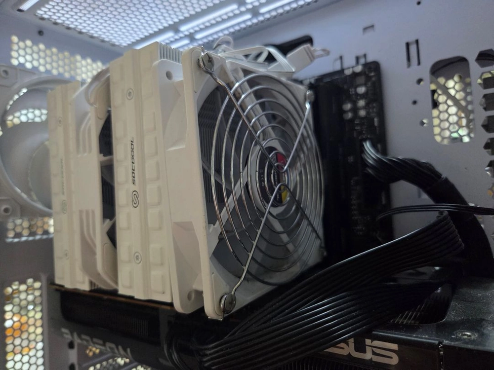 PC 본체 9700X 팝니다 이미지