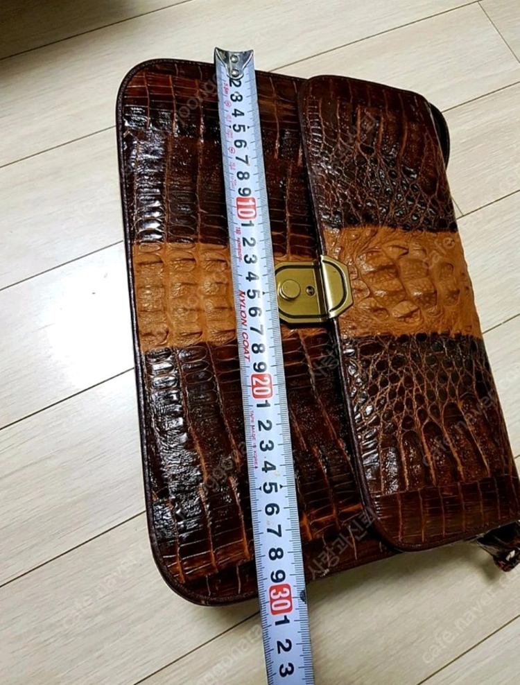 악어가죽 백 이미지