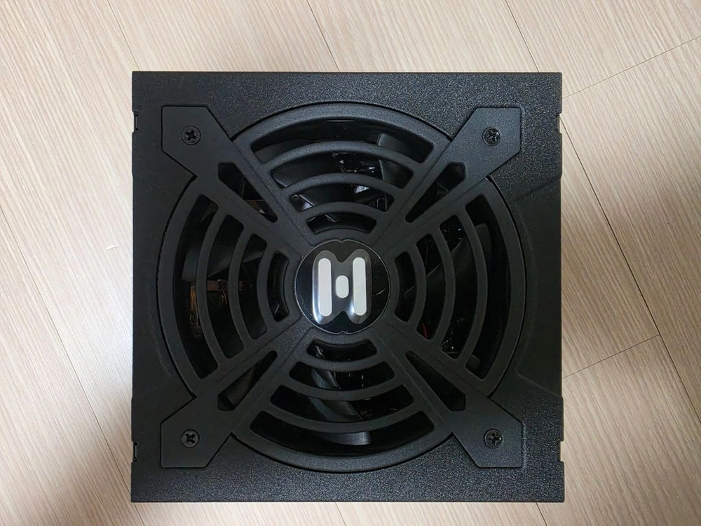 FSP hydro g pro 1000w 80gold atx3.0 이미지