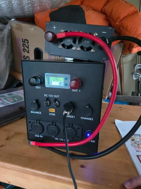 파워뱅크 200A, 인버터 220V, 충전기 셋 - 안심되는 중고거래
