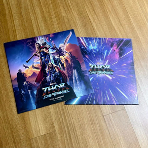 토르러브앤썬더 4DX LP엘피 기타피크 필름마크 아트카드 오리지널티켓 오티 북마크 돌비 아이맥스 포스터 이미지