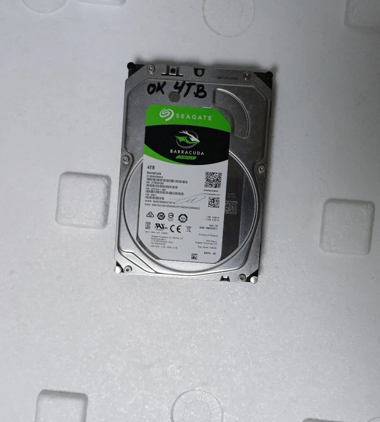 Seagate 4TB HDD 이미지