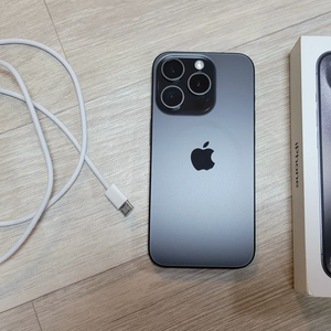 아이폰15PRO 256GB 티타늄블랙 팧아요 이미지