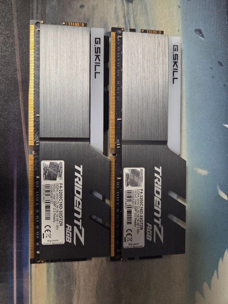 DDR4 16gb 램 2개 이미지