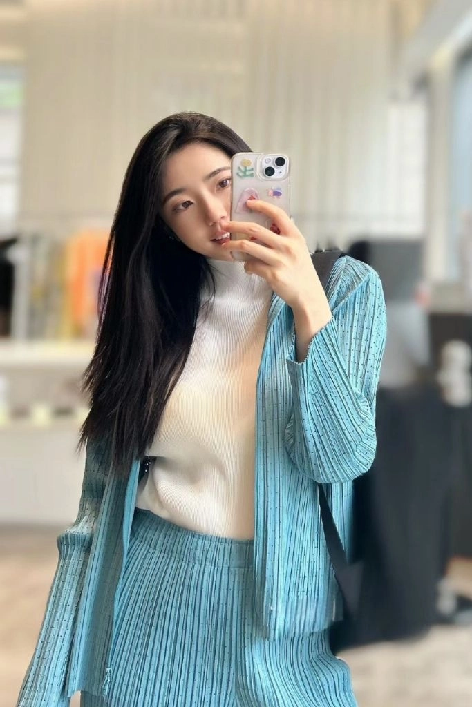 플리츠플리즈 스타더스트 후드 집업 자켓~ 이미지