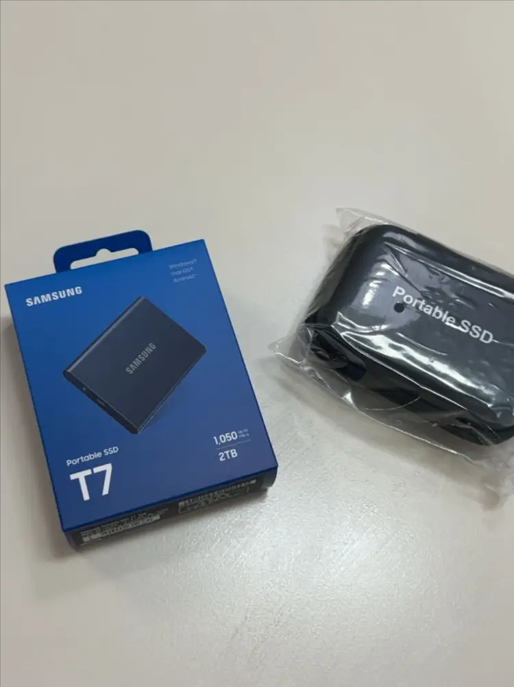 삼성 SSD 외장하드 T7 2테라 이미지