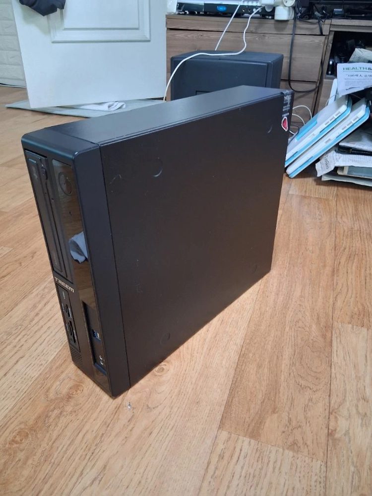 슬림령/미들타워. I5 6600xpu 8gx1 ssd250g ㅡ1Tb.hdd 이미지