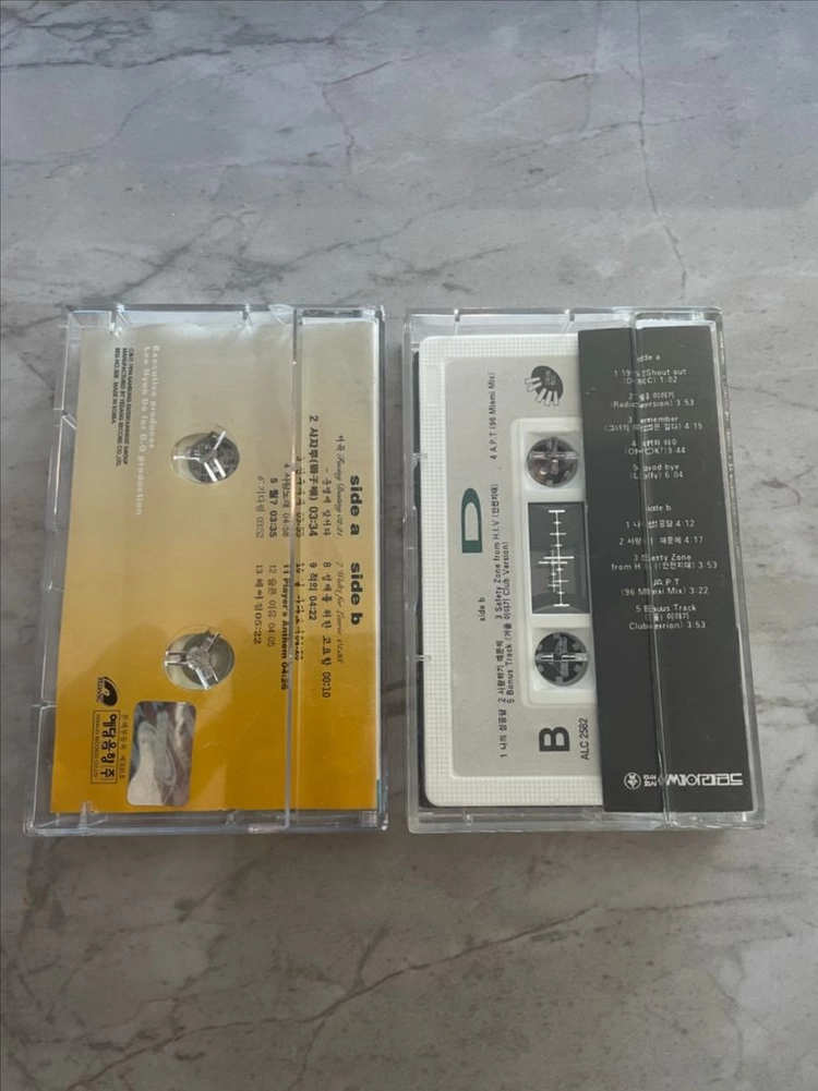 디제이디오씨(DJ DOC) 3집과 이현도 1집 카세트테이프 세트 이미지