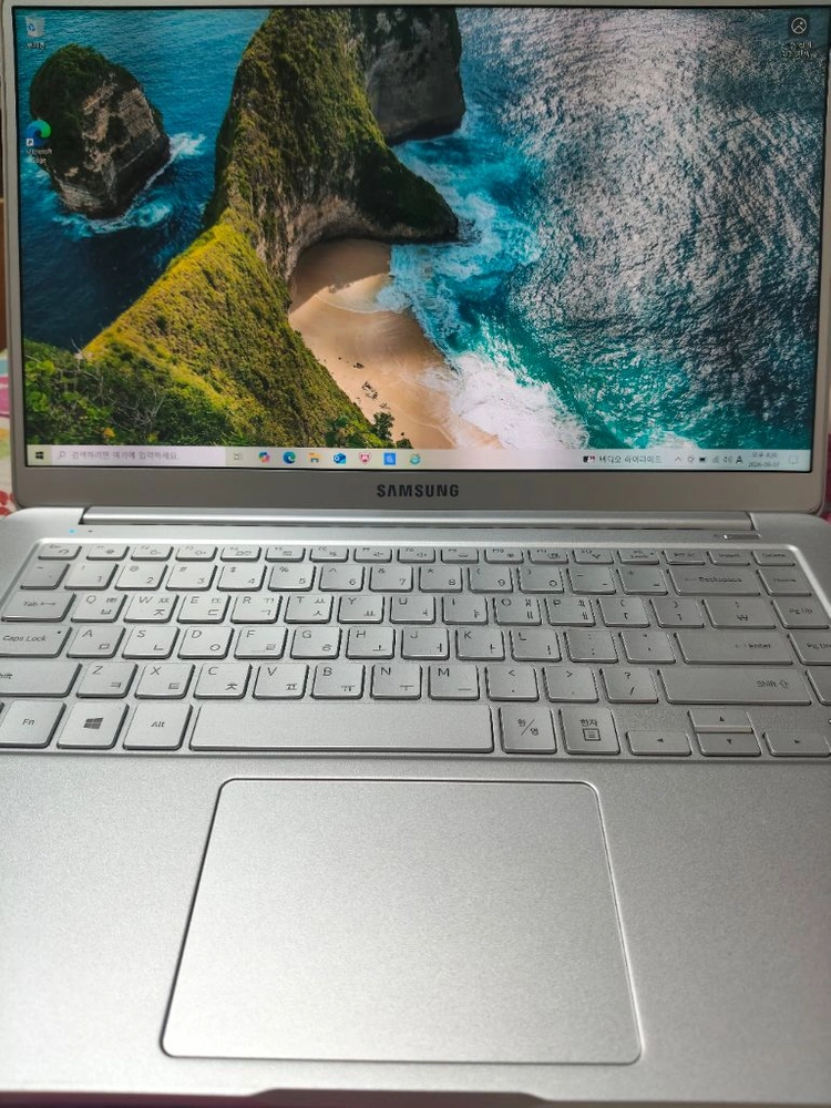 삼성 Notebook 9 (NT900X5N) i5 / 8GB / SSD 256GB / 가볍고 상태 양호 이미지