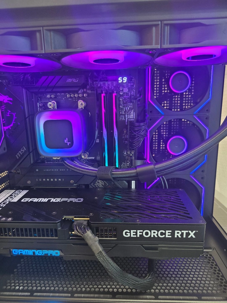 7800x3d 5070Ti 데스크탑 팝니다 이미지
