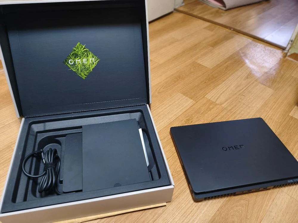 오멘 맥스16 5070ti 275hx 게이밍노트북 풀박 이미지