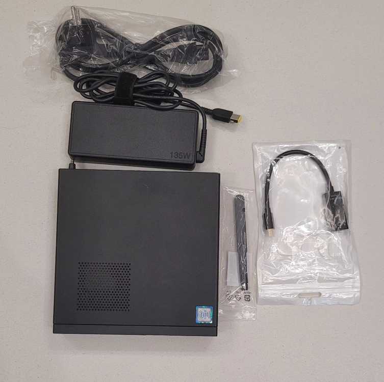 Lenovo ThinkStation P330 tiny - 안심되는 중고거래