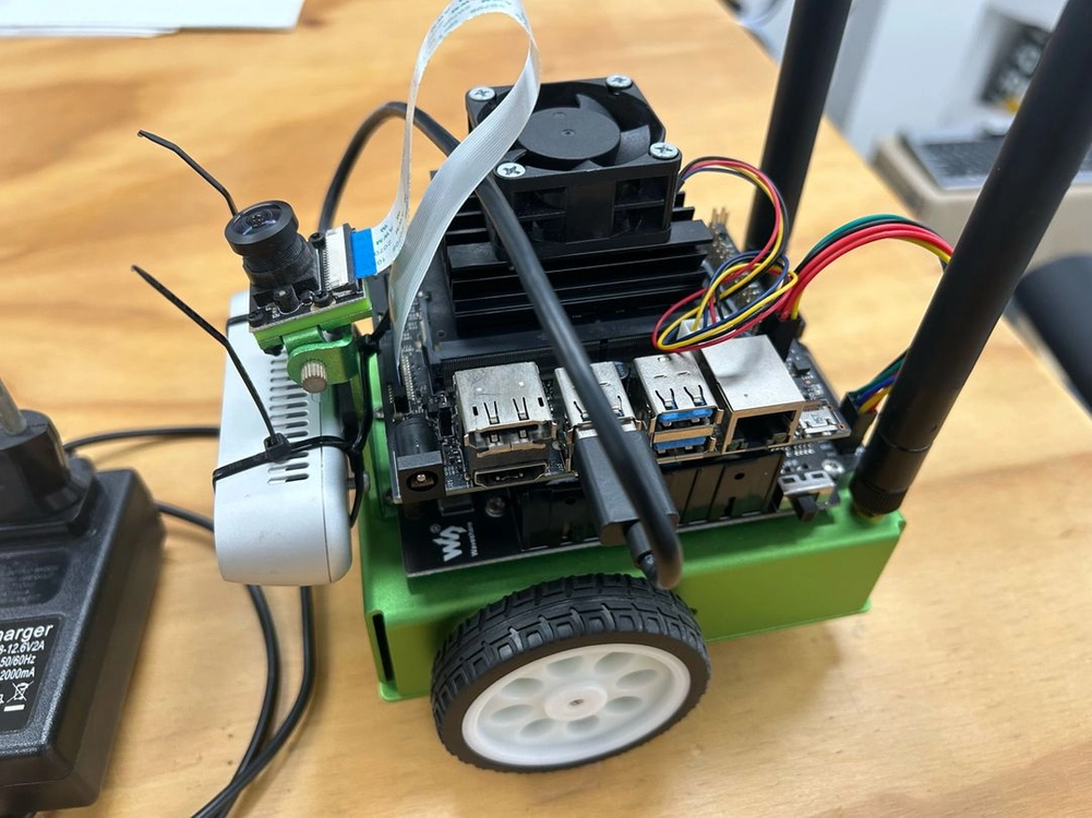 Jetson nano 4GB, Jetbot waveshare AI kit 이미지