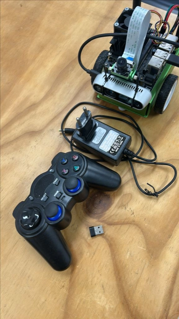 Jetson nano 4GB, Jetbot waveshare AI kit 이미지