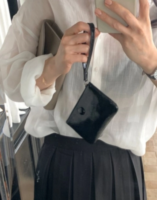 봉긋 페블지갑 신상 글라스가죽(각각)미개봉 이미지