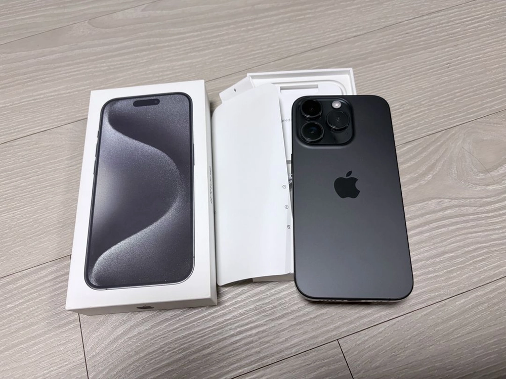 아이폰15프로 블랙티타늄 256GB 풀박스 이미지
