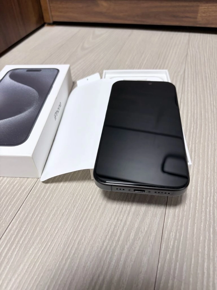 아이폰15프로 블랙티타늄 256GB 풀박스 이미지