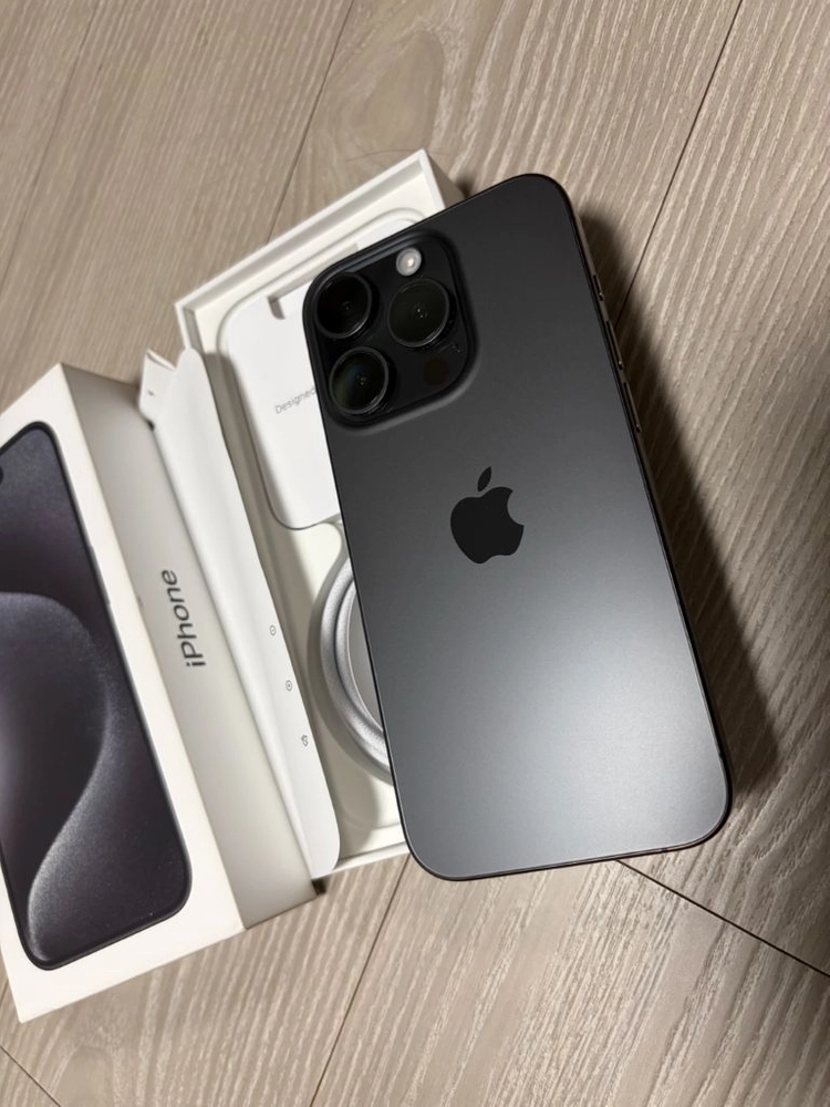 아이폰15프로 블랙티타늄 256GB 풀박스 이미지