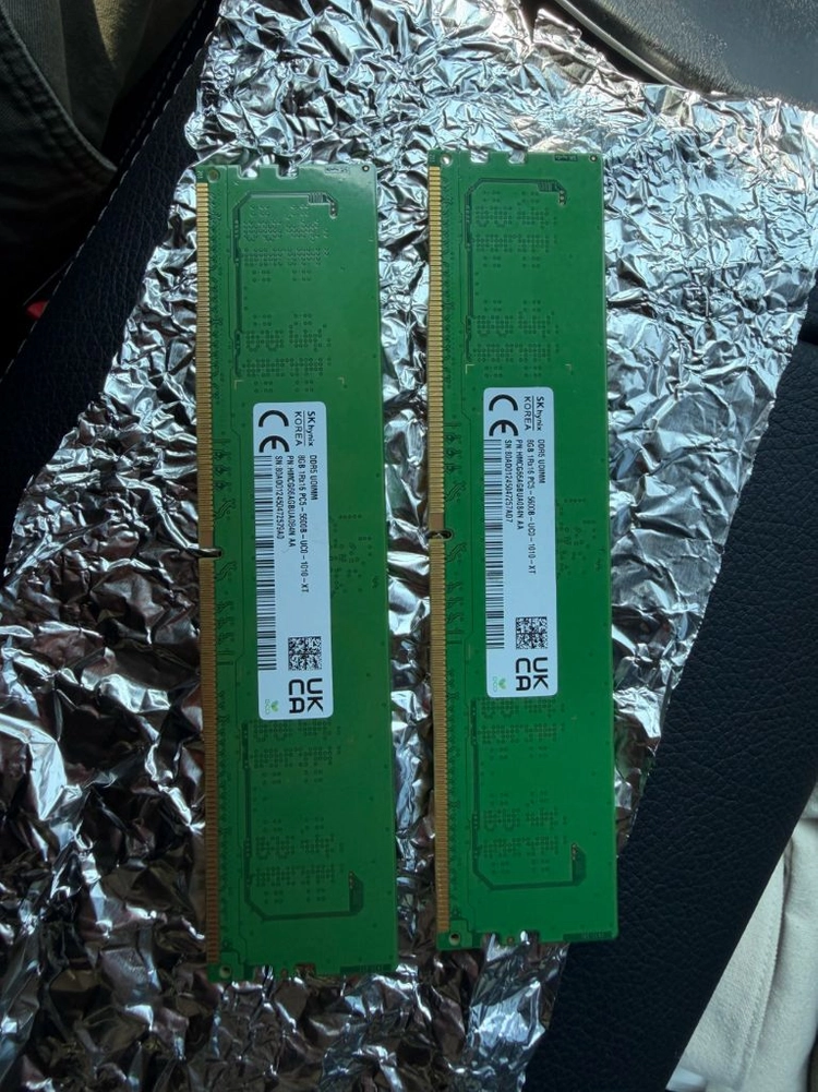 DDR5 5600 8기가 팝니다(하이닉스) - 안심되는 중고거래