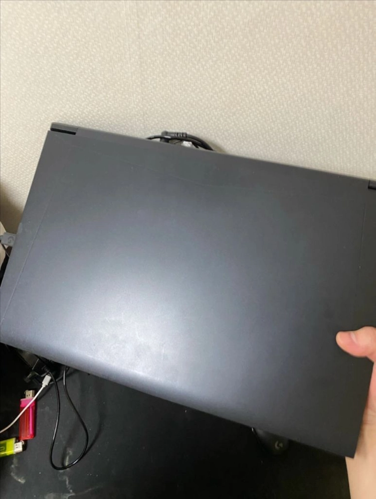 한성 게이밍노트북 TFG7476HS 팝니다 3060 - 안심되는 중고거래