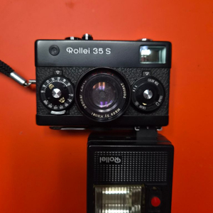 롤라이 35 S (Rollei 35 S) 클래식 필름 카메라 고급 모델 이미지
