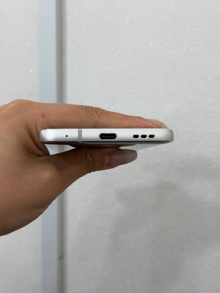 LG G6 플레티넘 64GB Y1946 이미지