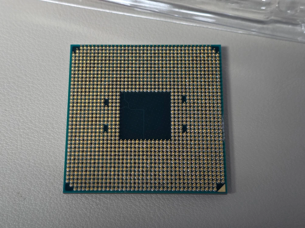 AMD 라이젠 5 프로 4650G CPU 이미지