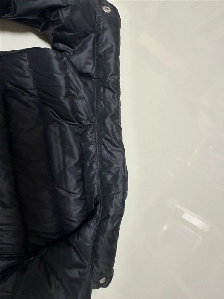 몽클레어키즈여아 구스다운 패딩조끼 10y 이미지