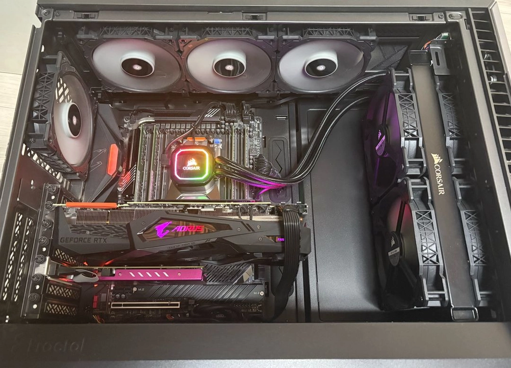 작업용 워크스테이션 PCThreadripper 3960X 24코어 / RTX 2080 Ti / RAM 128GB / - 안심되는 중고거래