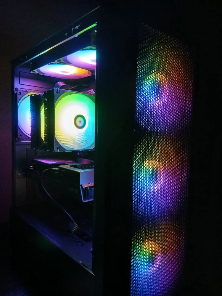 컴퓨터 (7500X3d + 9060XT) 753d12 부울경 - 안심되는 중고거래