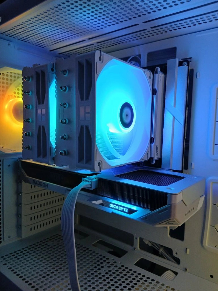 컴퓨터(9600X + 9060XT) 96X57 부울경 이미지