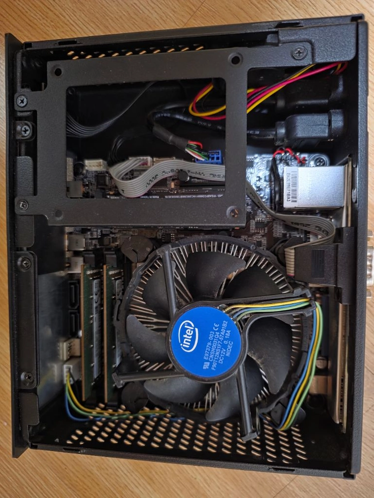 기가바이트 미니PC 베어본 H310m STX 이미지