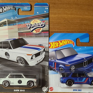 핫휠 BMW 2002 2종 일괄 이미지