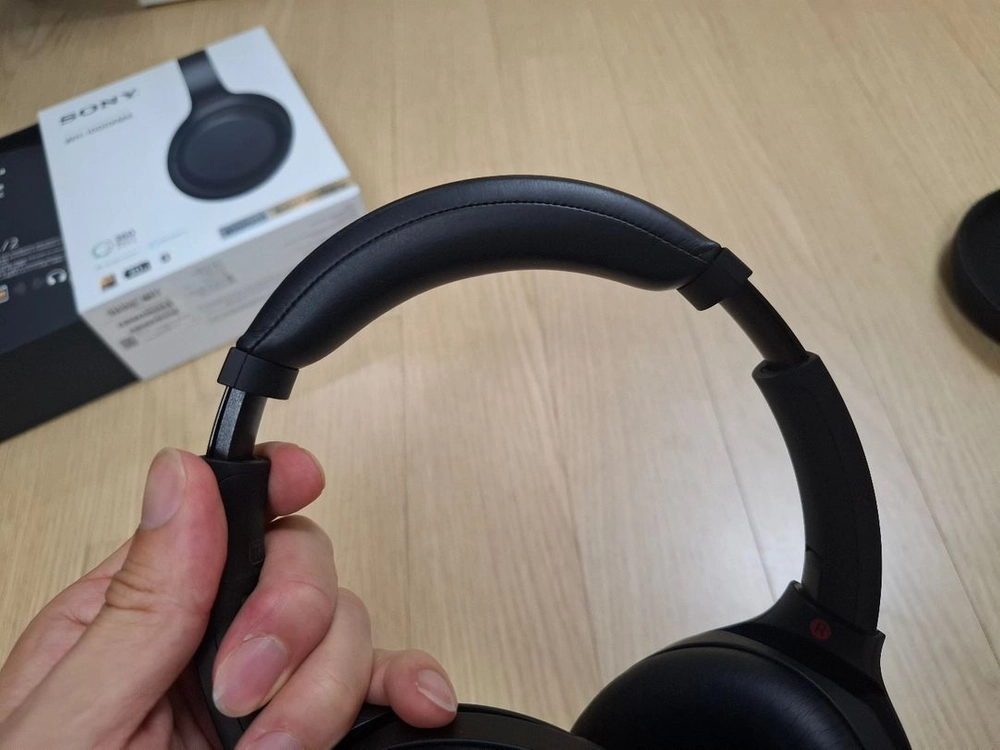 소니 헤드폰 WH-1000XM4 A급 이미지