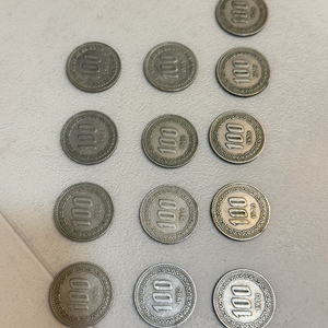 100원 1973년 1975년 1982년 등 이미지