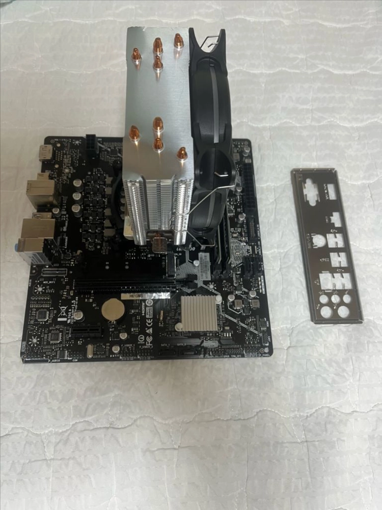 i3-12100f + h610m 보드 + 싱글타워 쿨러 + 램 ddr4 16gb 세트 이미지