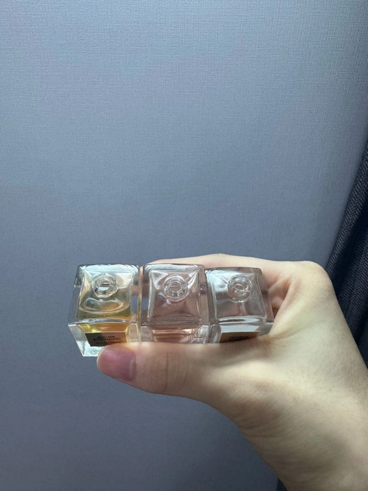아르마니프리베향수 상탈단샤,피브완수저우,자스민쿠사모노 이미지