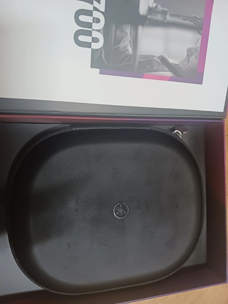 야마하 YH-L700 헤드폰 이미지