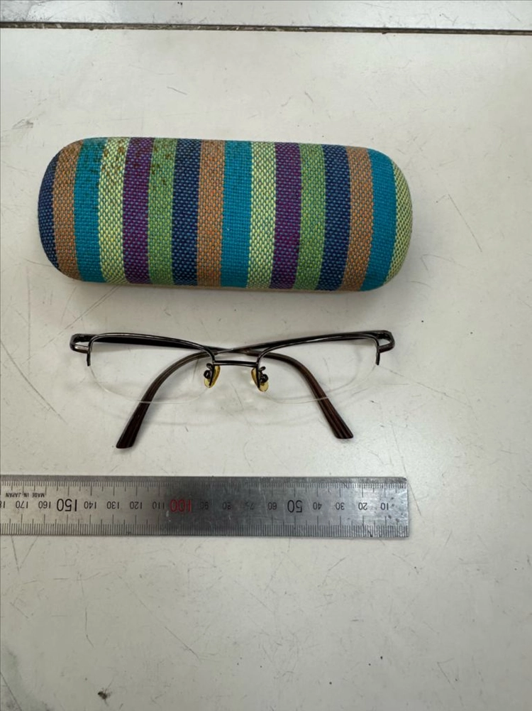 블란테 H9205 22KGP 티타늄 반무테 안경테 정품 남녀공용 골드 고급 클래식 빈티지 명품 비즈니스 스타일 안경 이미지