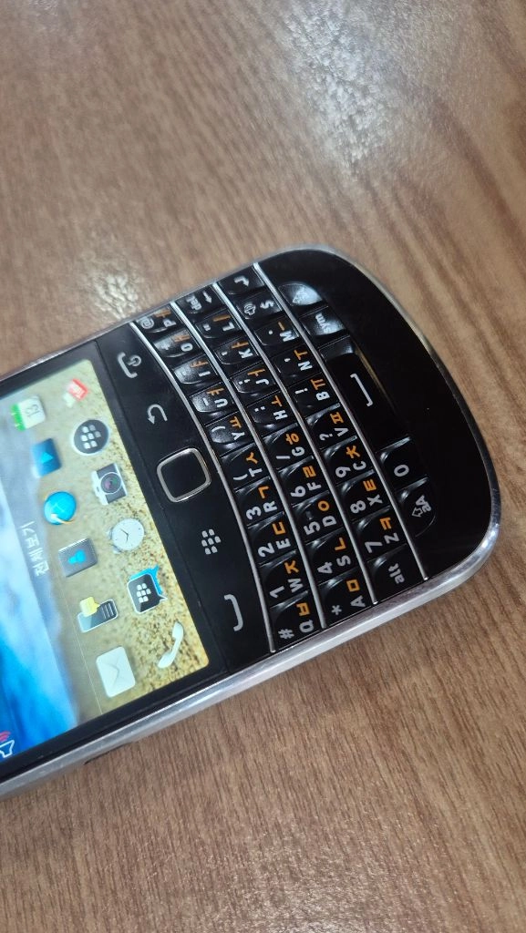 블랙베리 Bold 9900 중고 판매합니다 이미지
