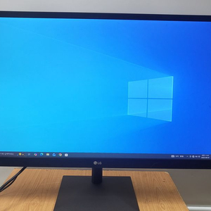 LG IPS 27인치 27EA430V 여러대 방출합니다. 이미지