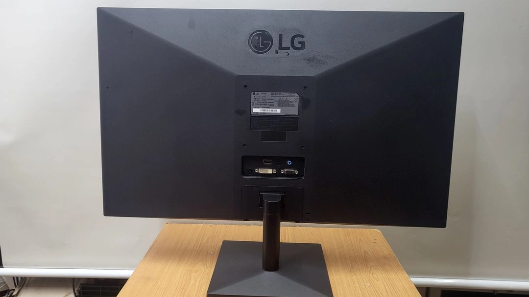 LG IPS 27인치 27EA430V 여러대 방출합니다. 이미지