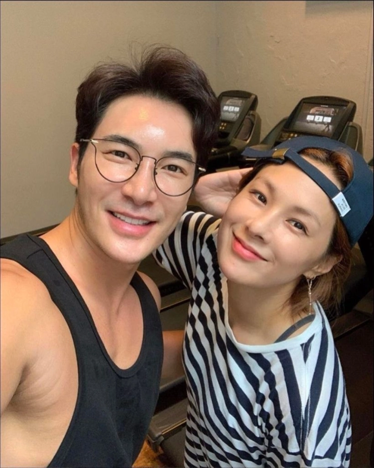 키블리 헤와1(김우리 안경) 이미지